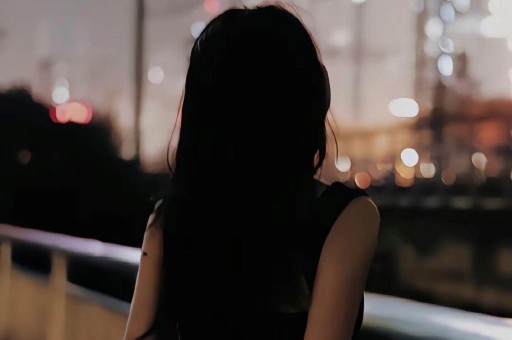 他是著名演员总演坏蛋导致57岁才结婚妻子至今都没有露过面
