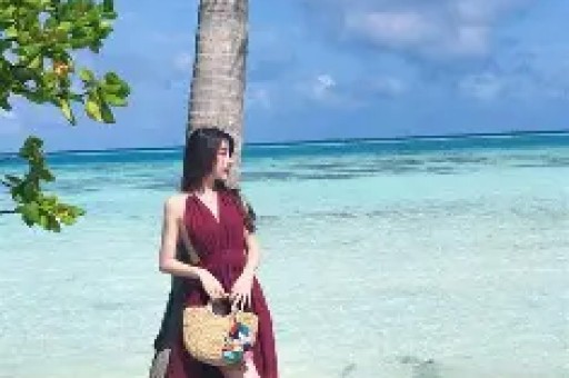 短短不到四十八小时四个大瓜接连曝出本山隐退遗嘱曝光黄晓明白鹭这事太意外